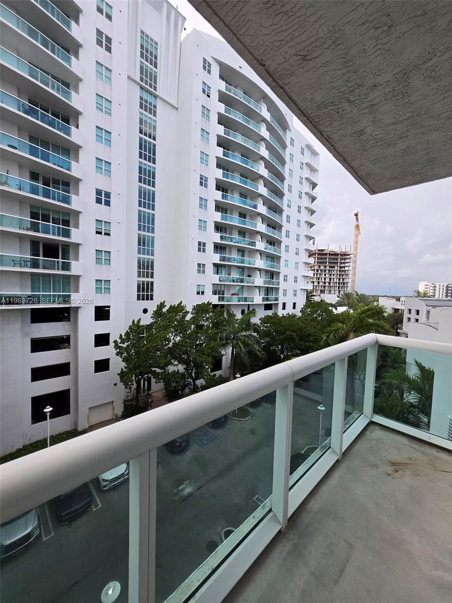 360 CONDO B - Residential