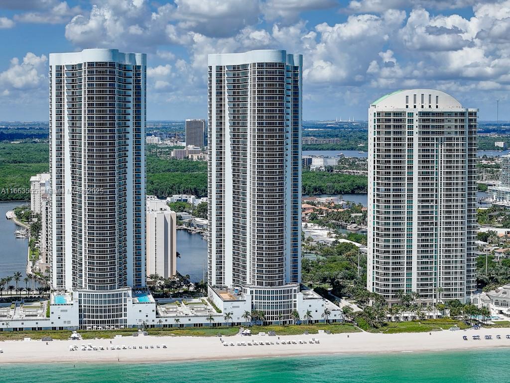 Rental Property at 16001 Collins Ave 2004 Seaso, Sunny Isles Beach, Miami-Dade County, Florida - Bedrooms: 3 
Bathrooms: 4  - $10,500 MO.