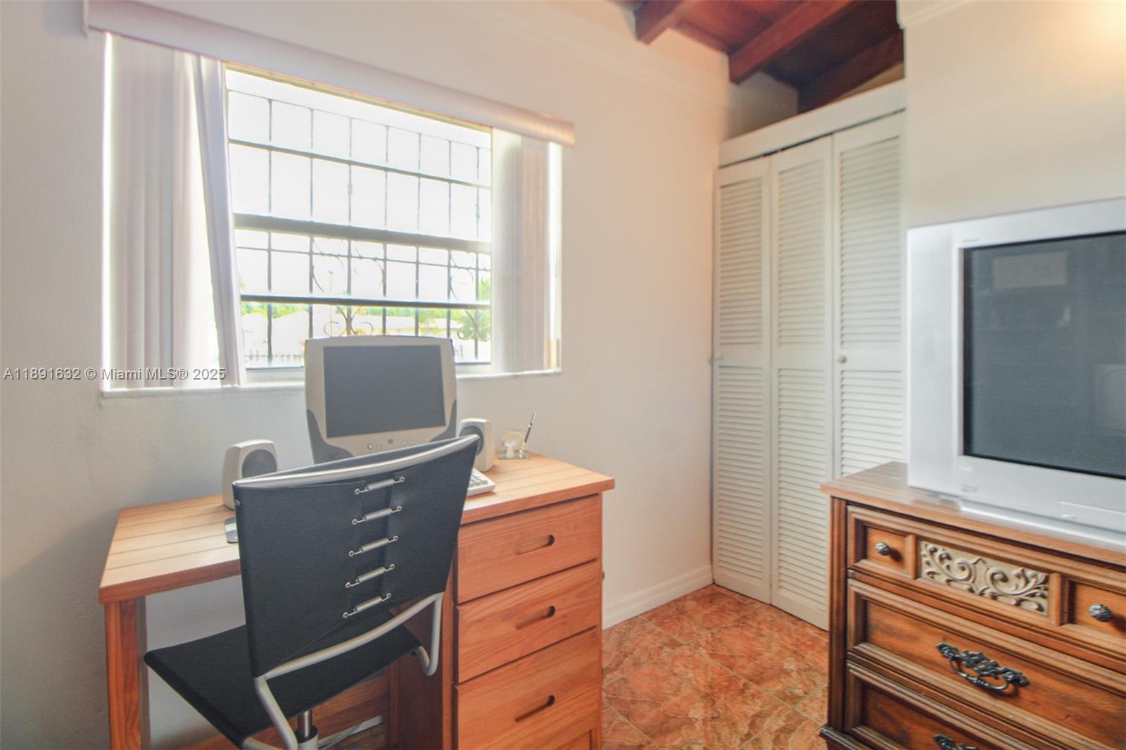 ANDERSON HEIGHTS - Residential