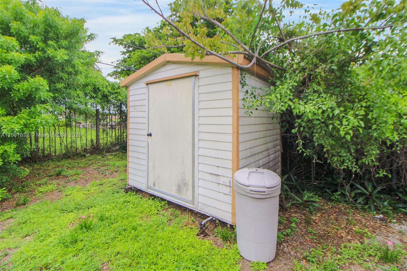 ANDERSON HEIGHTS - Residential