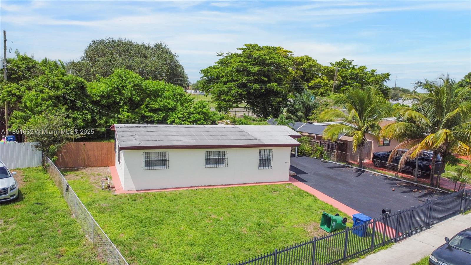 ANDERSON HEIGHTS - Residential