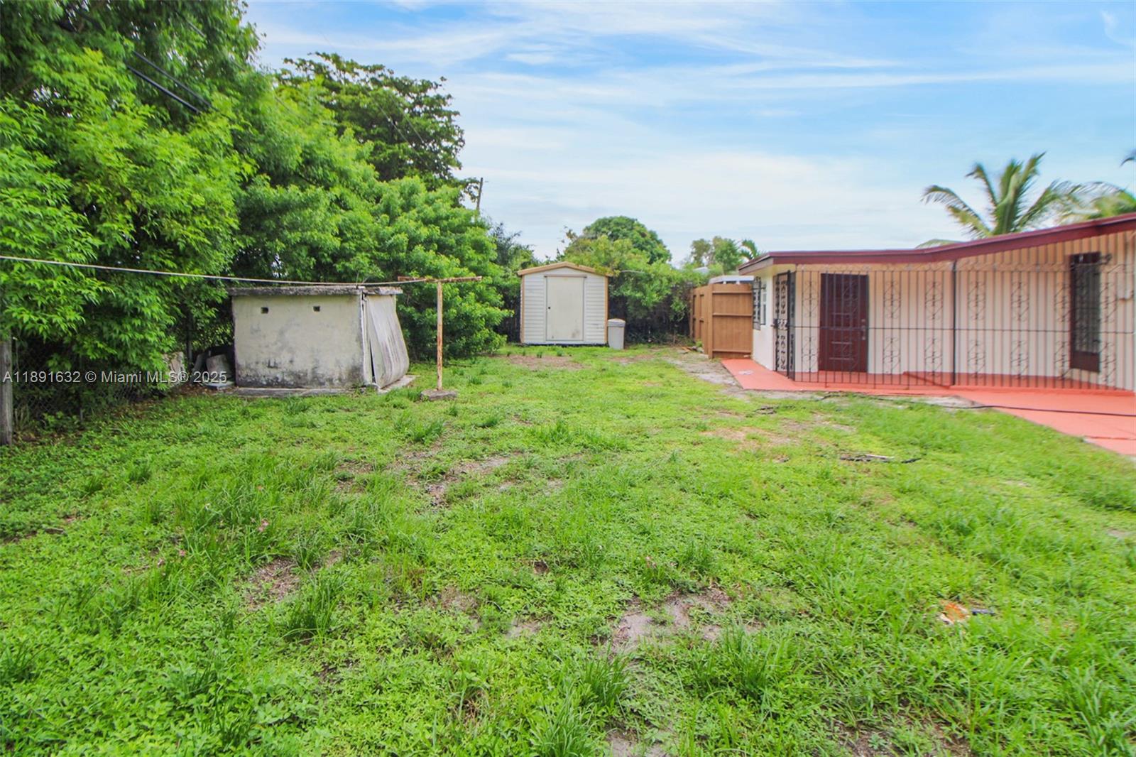 ANDERSON HEIGHTS - Residential