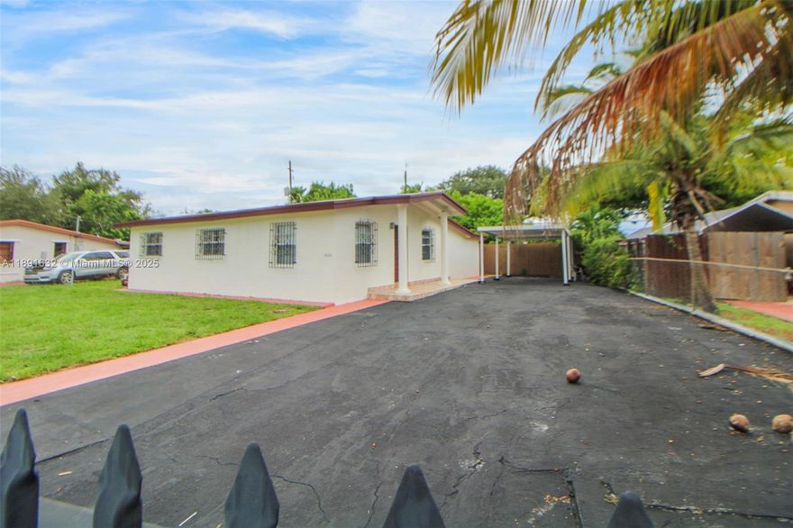Charming Miami Home in a Prime Location ?
Welcome to this delightful residence in the heart of Miami, perfect for comfortable living and room to grow. Freshly painted walls, beautiful wood ceilings, and tiled floors highlight the home’s unique character and charm.  A brand-new central AC unit means worry-free comfort for years to come.
The home boasts a generous walk-in pantry—ideal for extra storage—and opens to an enclosed outdoor space that’s perfect for busy families. Whether you’d like a safe play area for children or a place for your pets, this space delivers. A paved patio is ready for a garden set or barbecue, making it the ultimate spot for entertaining friends and family. Additional backyard features include two storage buildings for your tools, a large laundry room