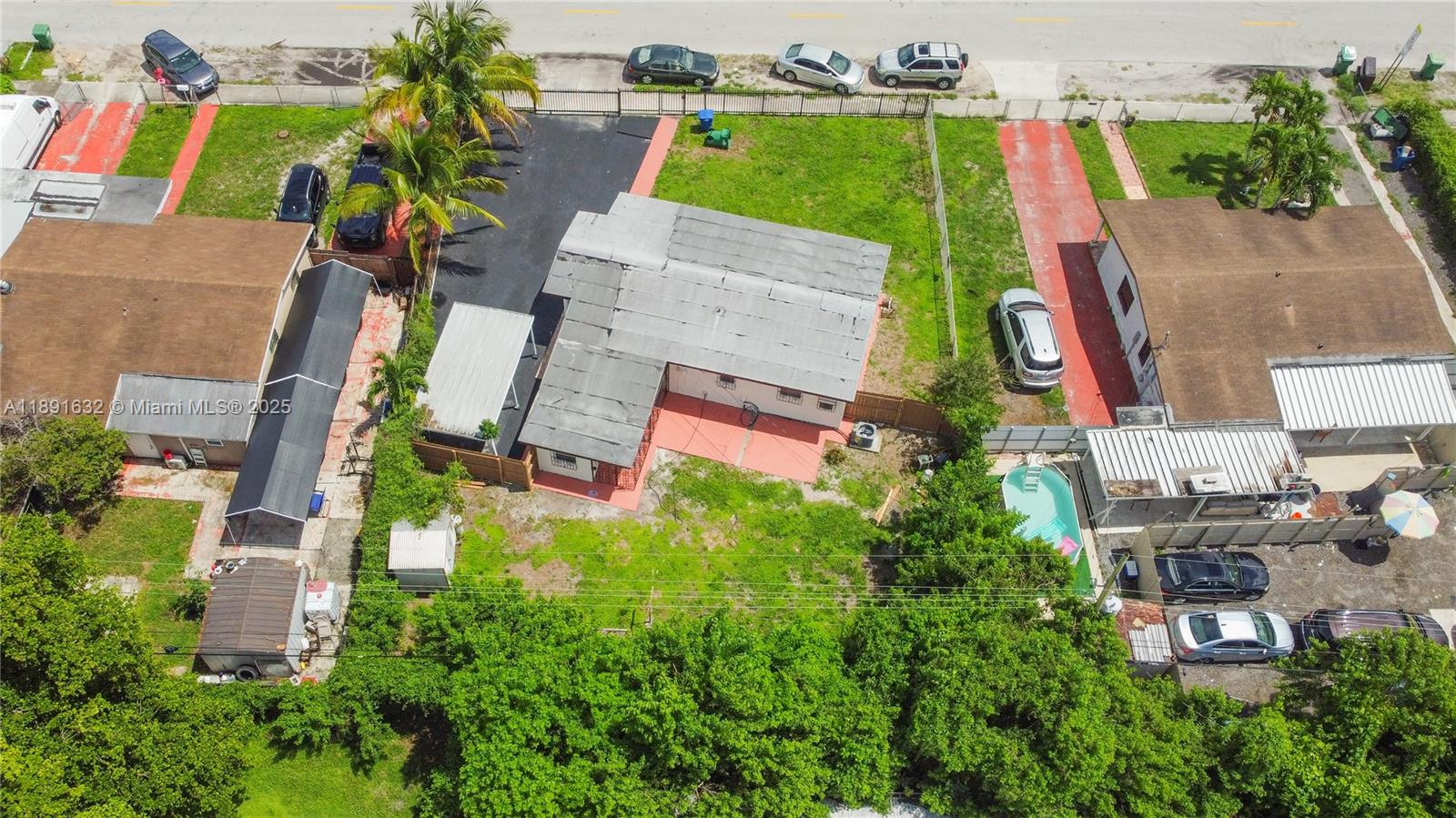 ANDERSON HEIGHTS - Residential