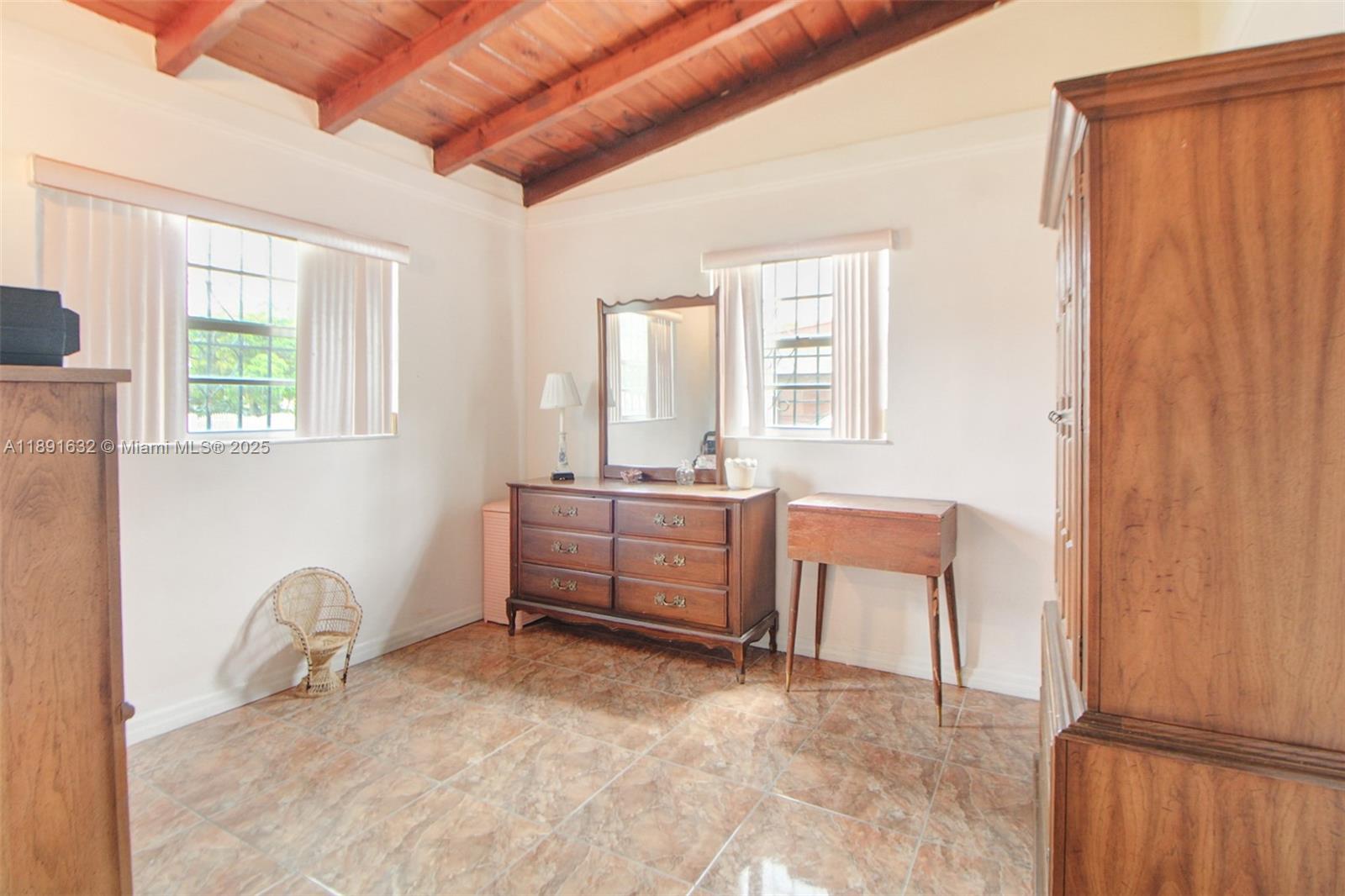 ANDERSON HEIGHTS - Residential