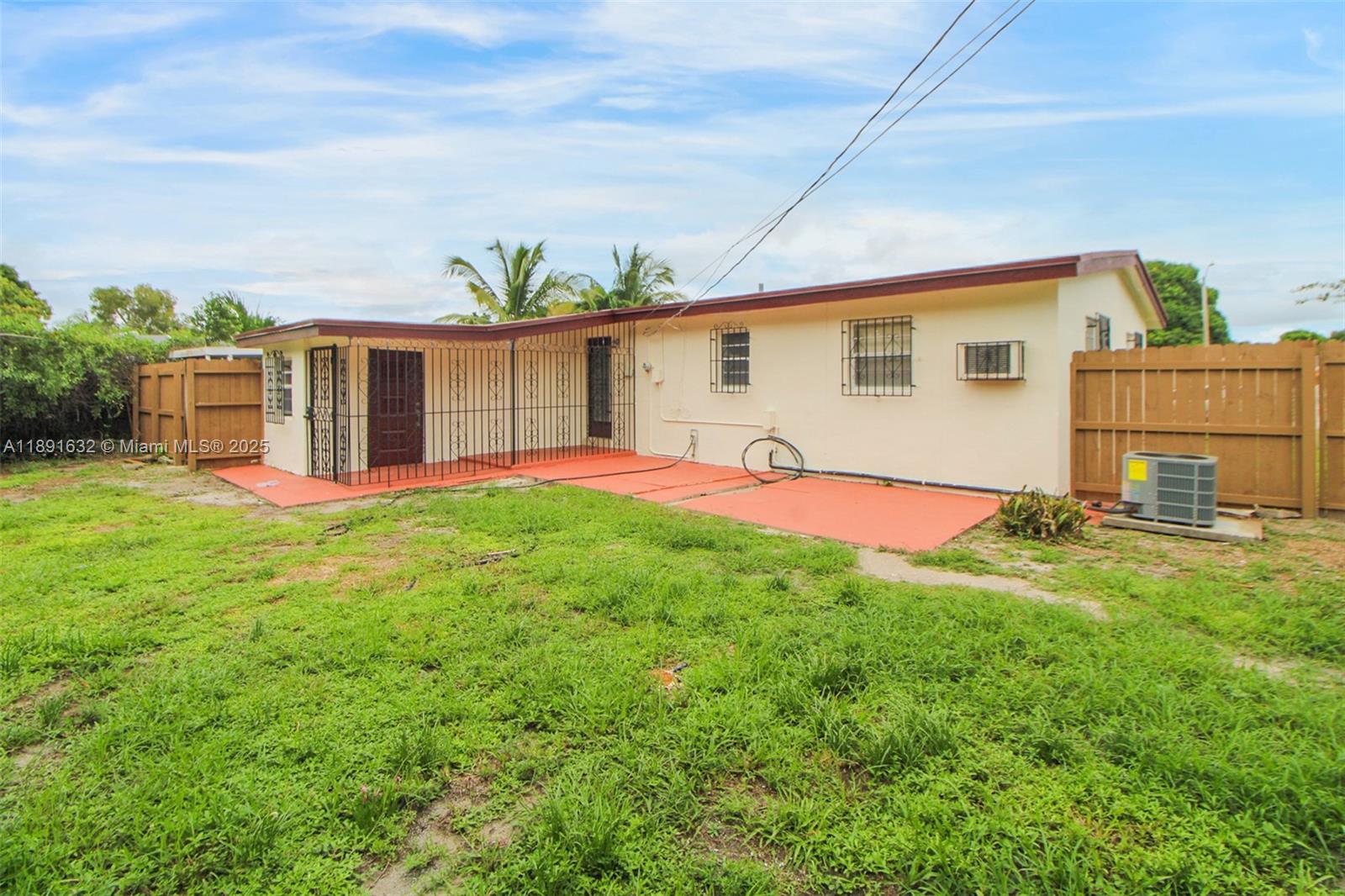 ANDERSON HEIGHTS - Residential