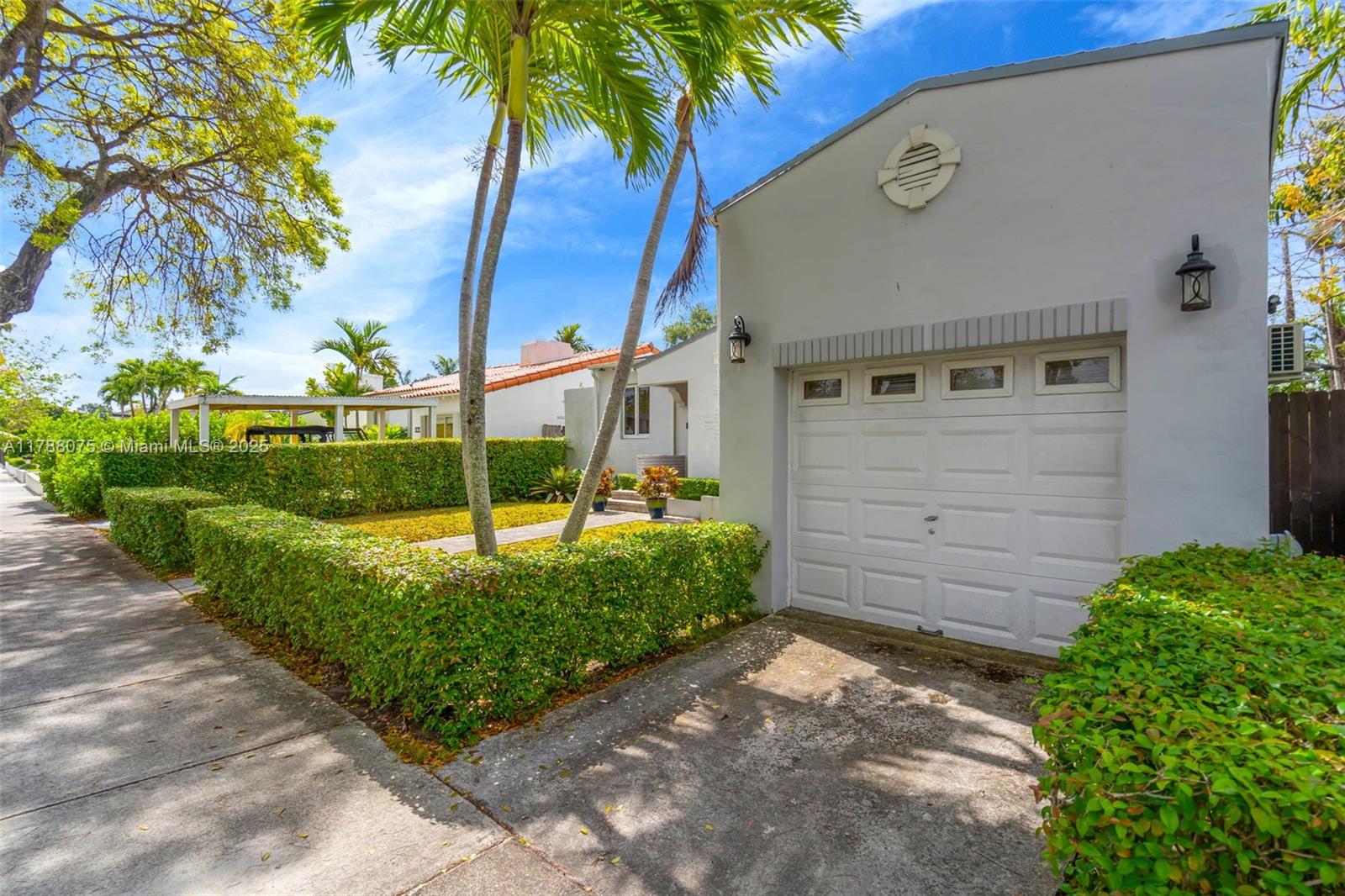 2474 SW 24th Ter