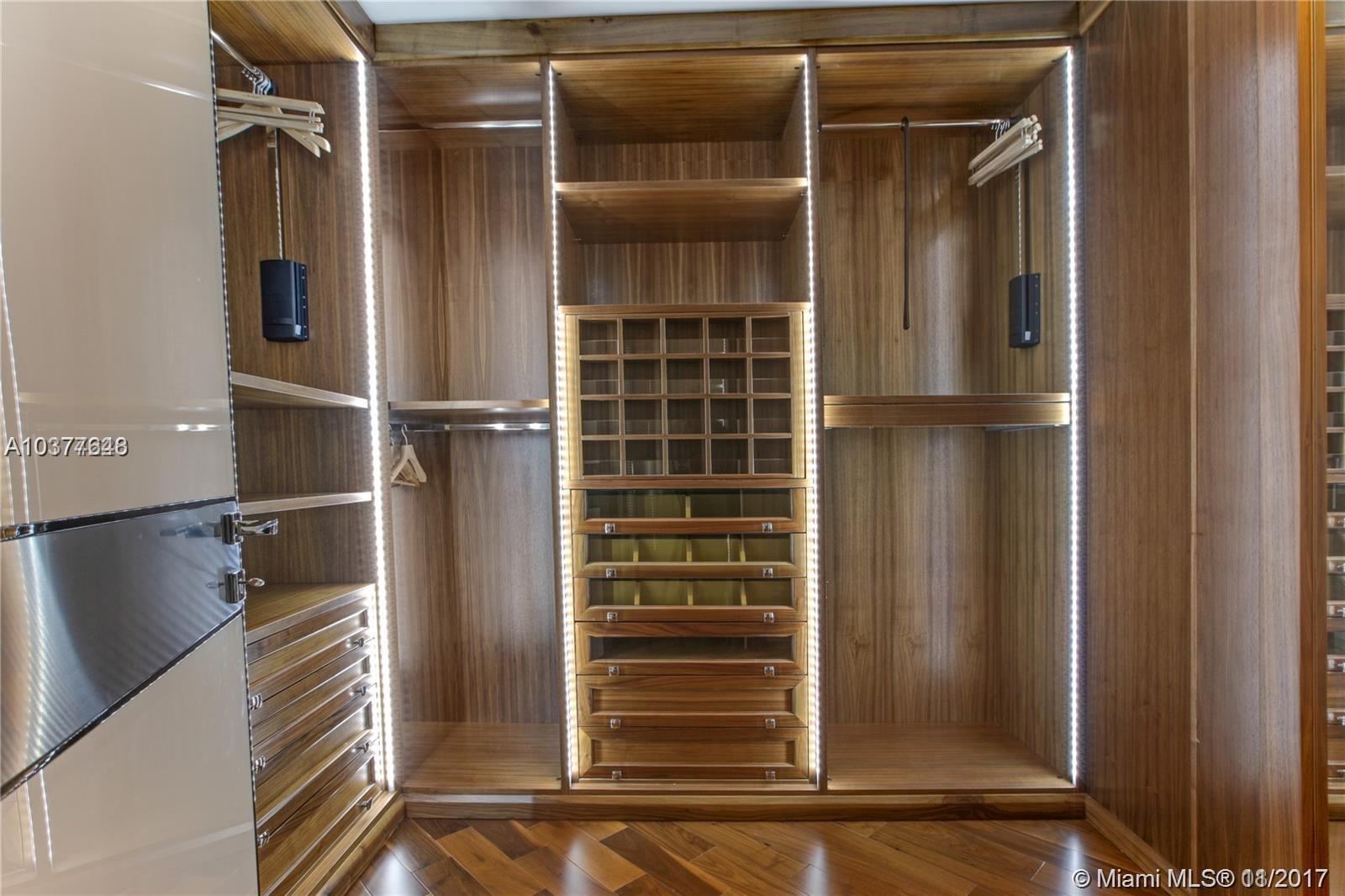 BAL HARBOUR NORTH SOUTH C - Residential