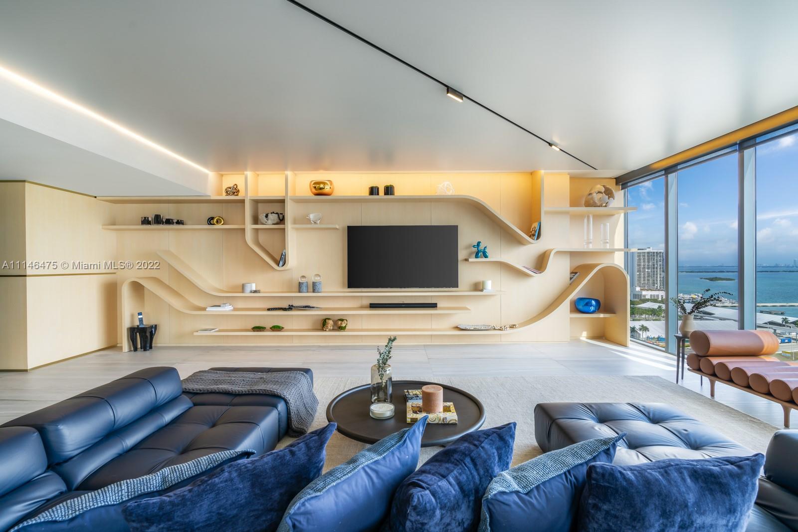 ONE THOUSAND MUSEUM CONDO - Residential