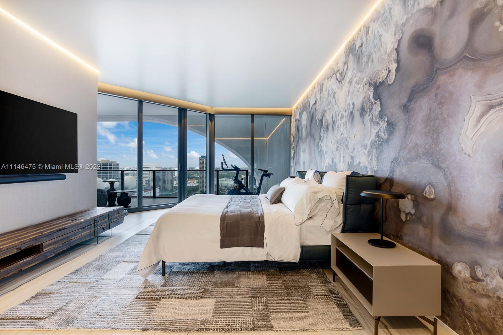 ONE THOUSAND MUSEUM CONDO - Residential