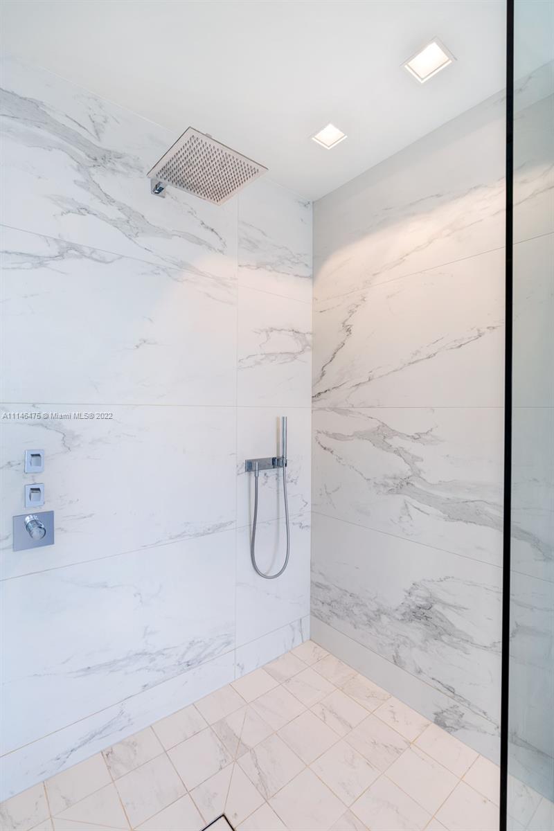 ONE THOUSAND MUSEUM CONDO - Residential