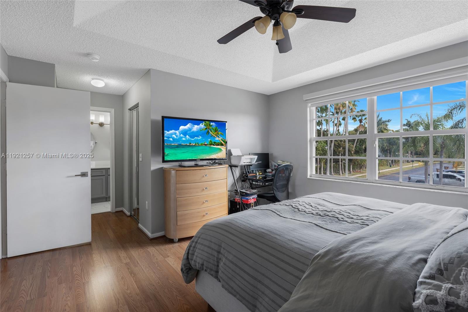 CRYSTAL VIEW TOWNHOMES PL - Residential Lease