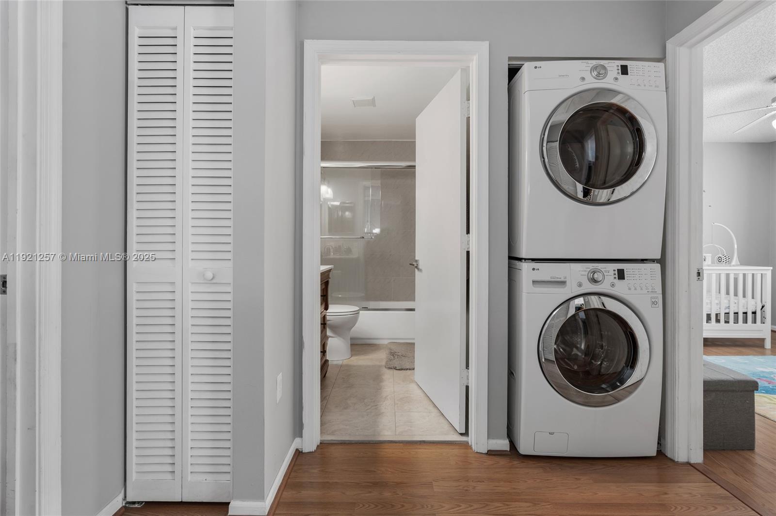 CRYSTAL VIEW TOWNHOMES PL - Residential Lease