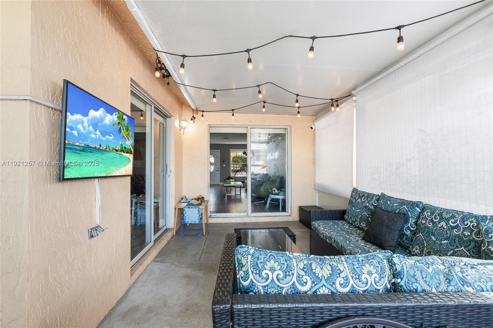 CRYSTAL VIEW TOWNHOMES PL - Residential Lease