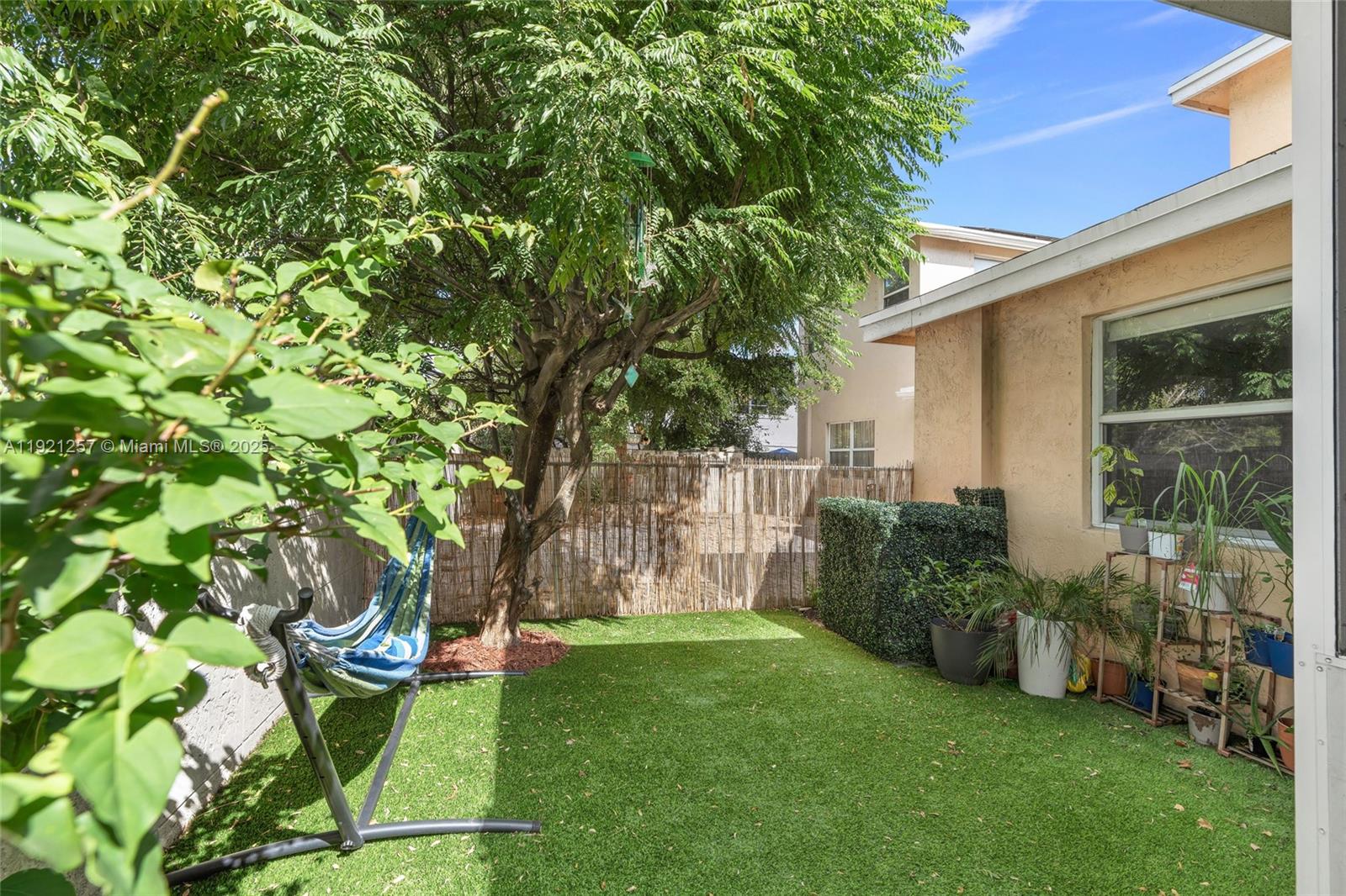 CRYSTAL VIEW TOWNHOMES PL - Residential Lease