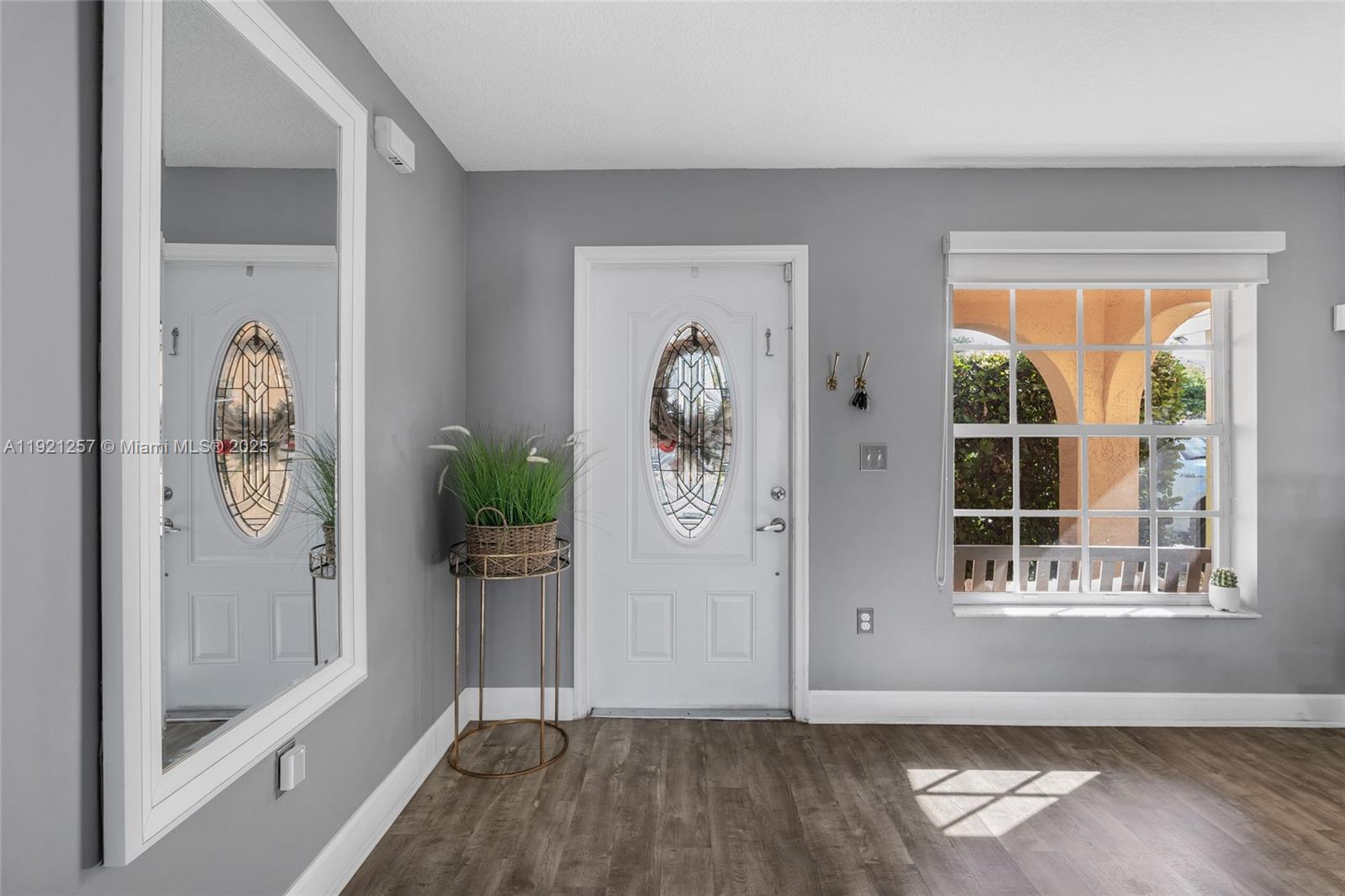 CRYSTAL VIEW TOWNHOMES PL - Residential Lease