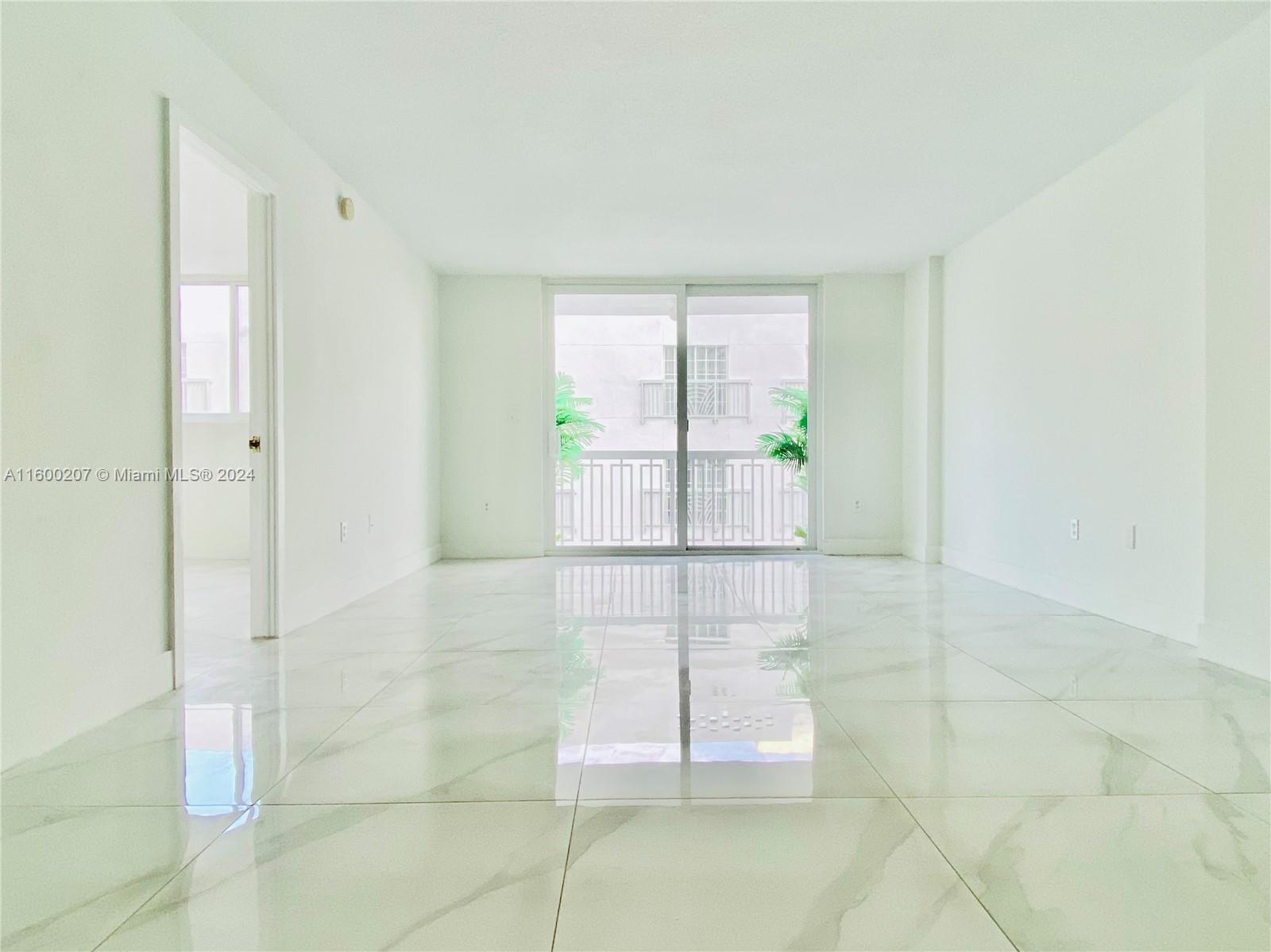 Spacious 1 bedroom 1 bathroom apartment with ocean view from the terrace. South of Fifth neighborhood, right on the sandy beach with the iconic Ocean Drive as a front yard . Unit features open kitchen and living room plan, upgraded bathroom, new impact windows and doors, porcelain floors, central A/C, neat and clean. Water, cable & internet are included in the rent. Commercial laundry facility on each floor. Presidential condo is walking distance to South Point Park through the beach walkway, trendy restaurants, coffee shops. Best budget friendly opportunity to have the beach as your backyard. Street Parking is Easy with City Pass (+/- $100 Per Yr). No Pets Allowed.
1 Year Min. Lease.
USE SHOWTIME and text Listing Agent for showing