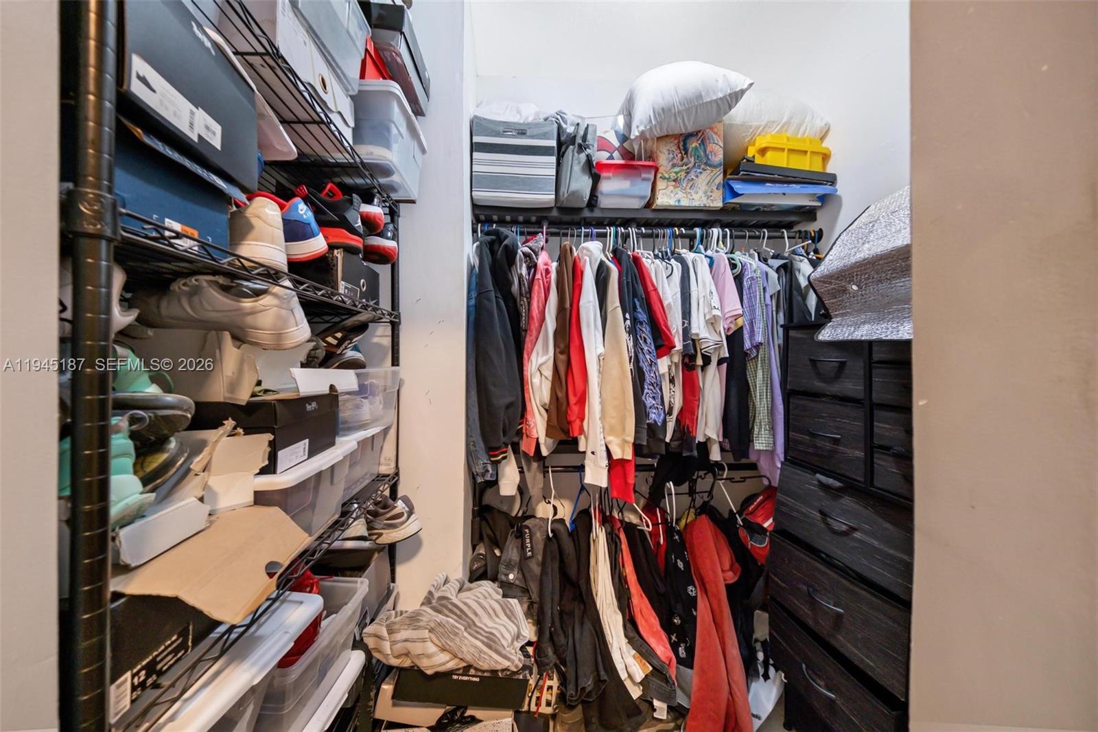 COUNTRY CLUB ESTS OF HOME - Residential