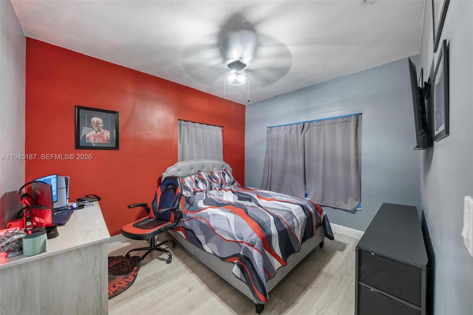 COUNTRY CLUB ESTS OF HOME - Residential