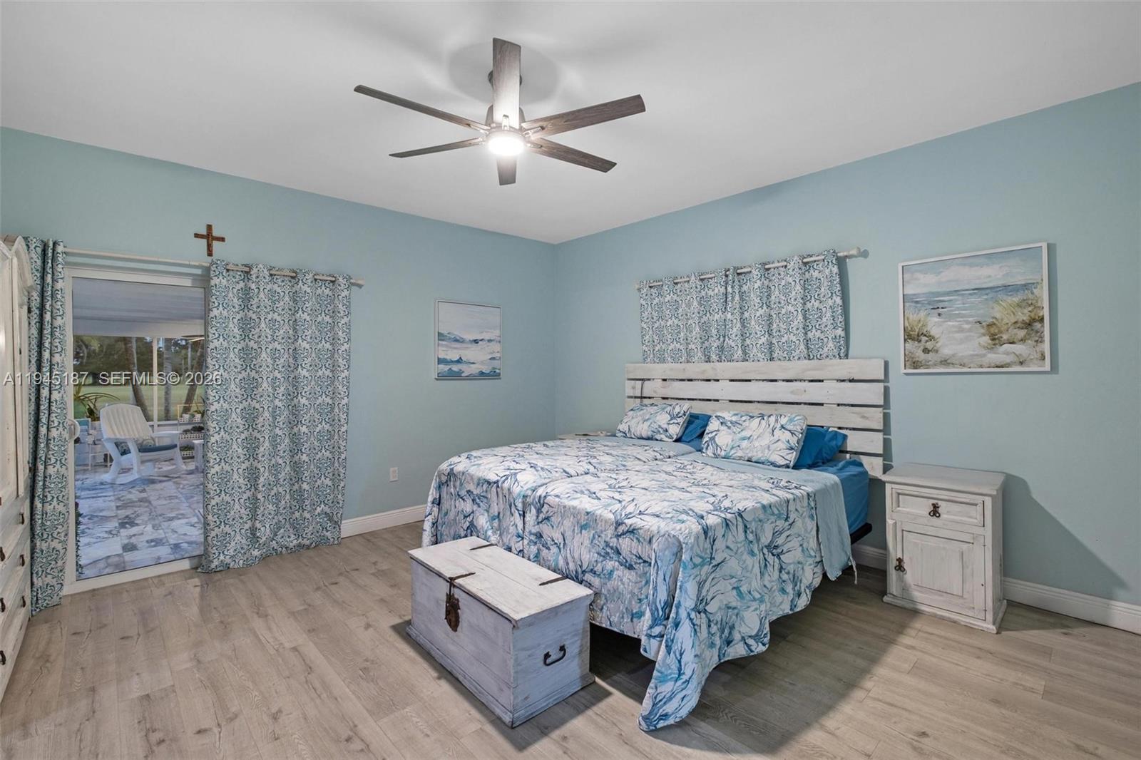 COUNTRY CLUB ESTS OF HOME - Residential