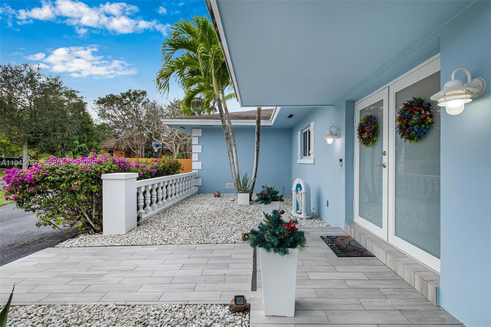 COUNTRY CLUB ESTS OF HOME - Residential