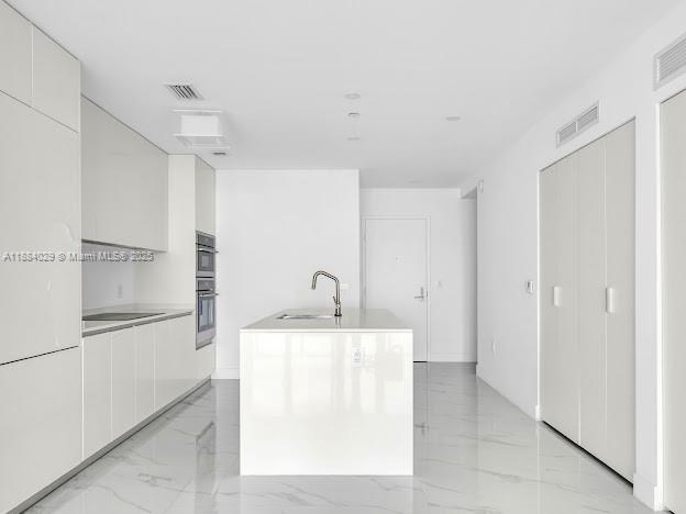 ARIA RESERVE MIAMI - Residential Lease