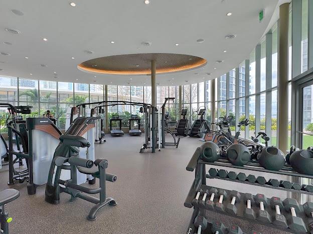 ARIA RESERVE MIAMI - Residential Lease