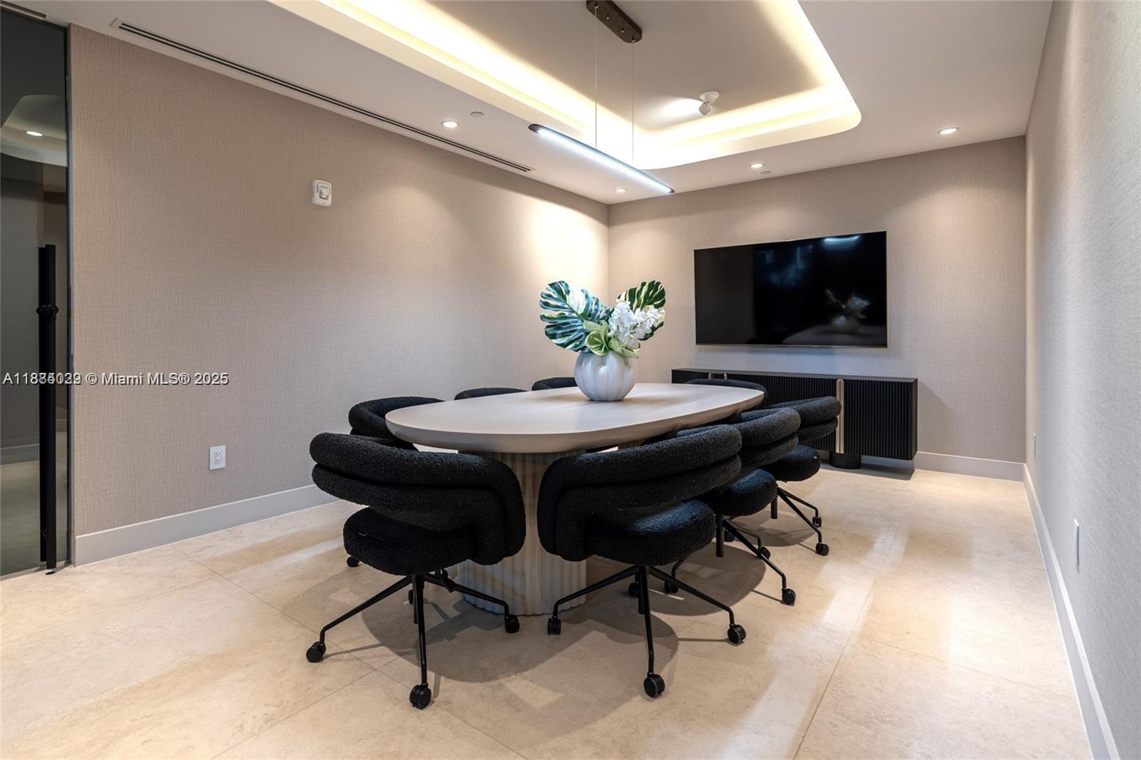 ARIA RESERVE MIAMI - Residential Lease