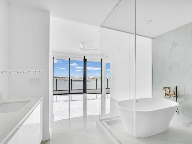 ARIA RESERVE MIAMI - Residential Lease