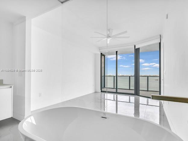ARIA RESERVE MIAMI - Residential Lease