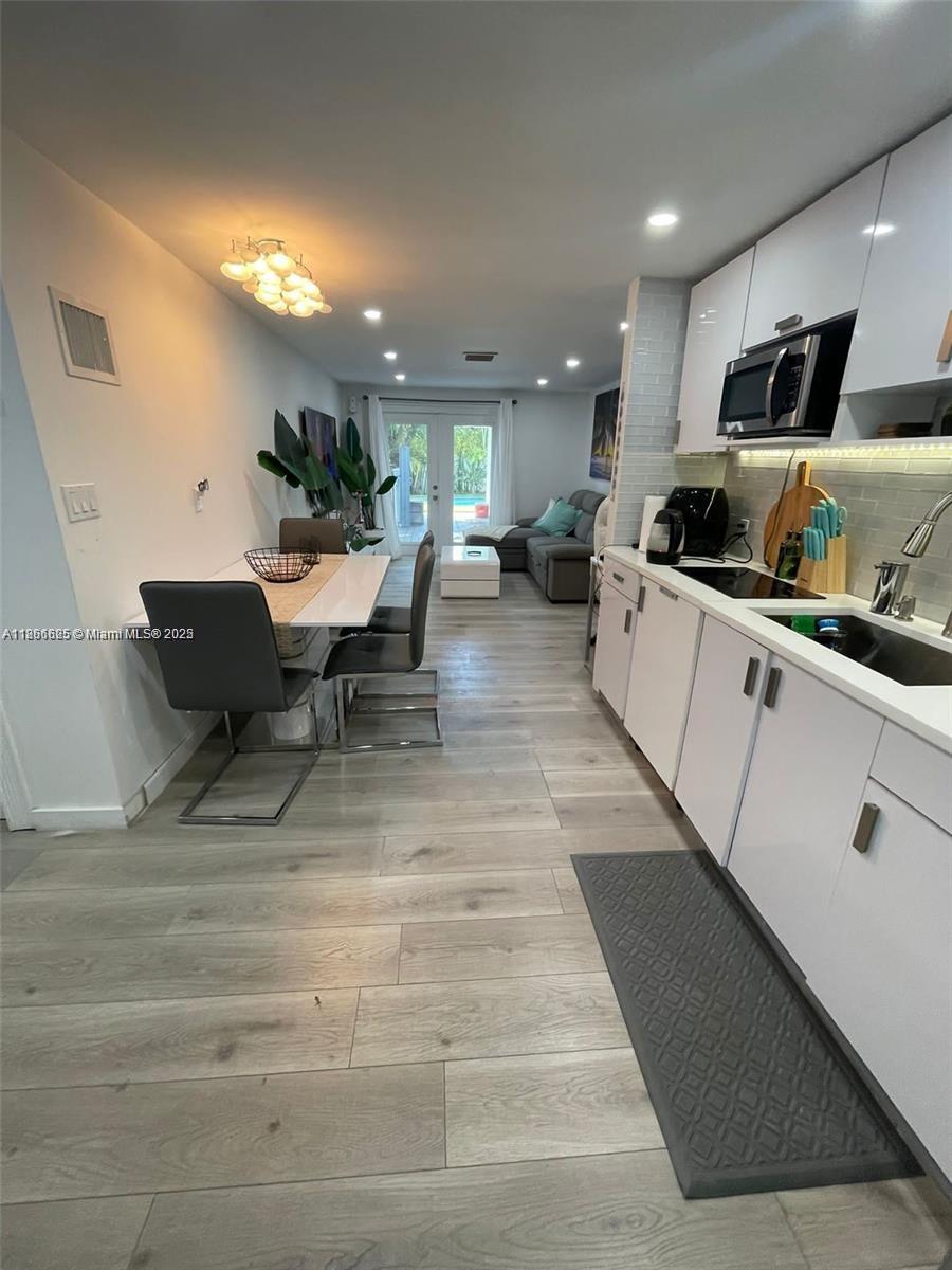 PLANTATION ISLES SEC 1 - Residential Lease