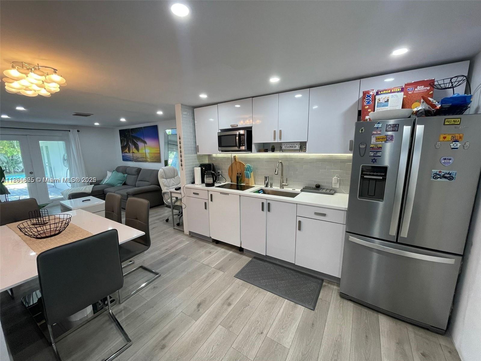 PLANTATION ISLES SEC 1 - Residential Lease