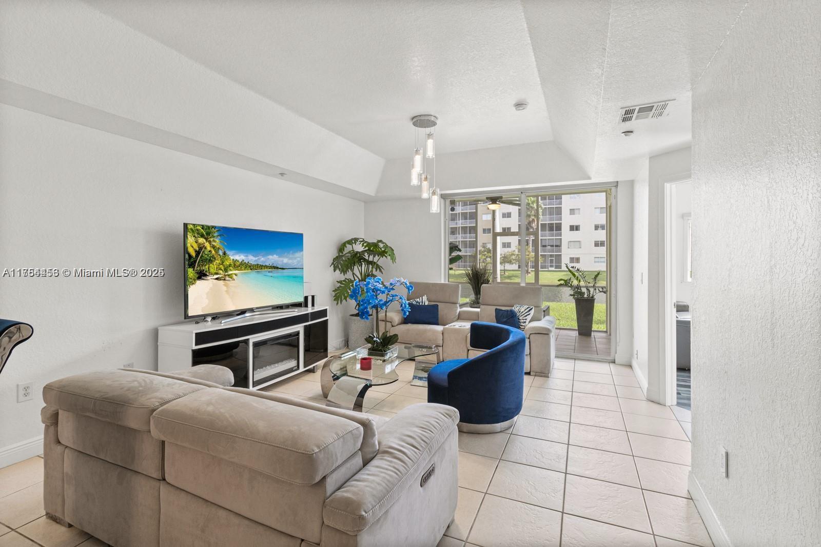 Rental Property at 10700 Nw 66th St 114, Doral, Miami-Dade County, Florida - Bedrooms: 3 
Bathrooms: 2  - $3,900 MO.