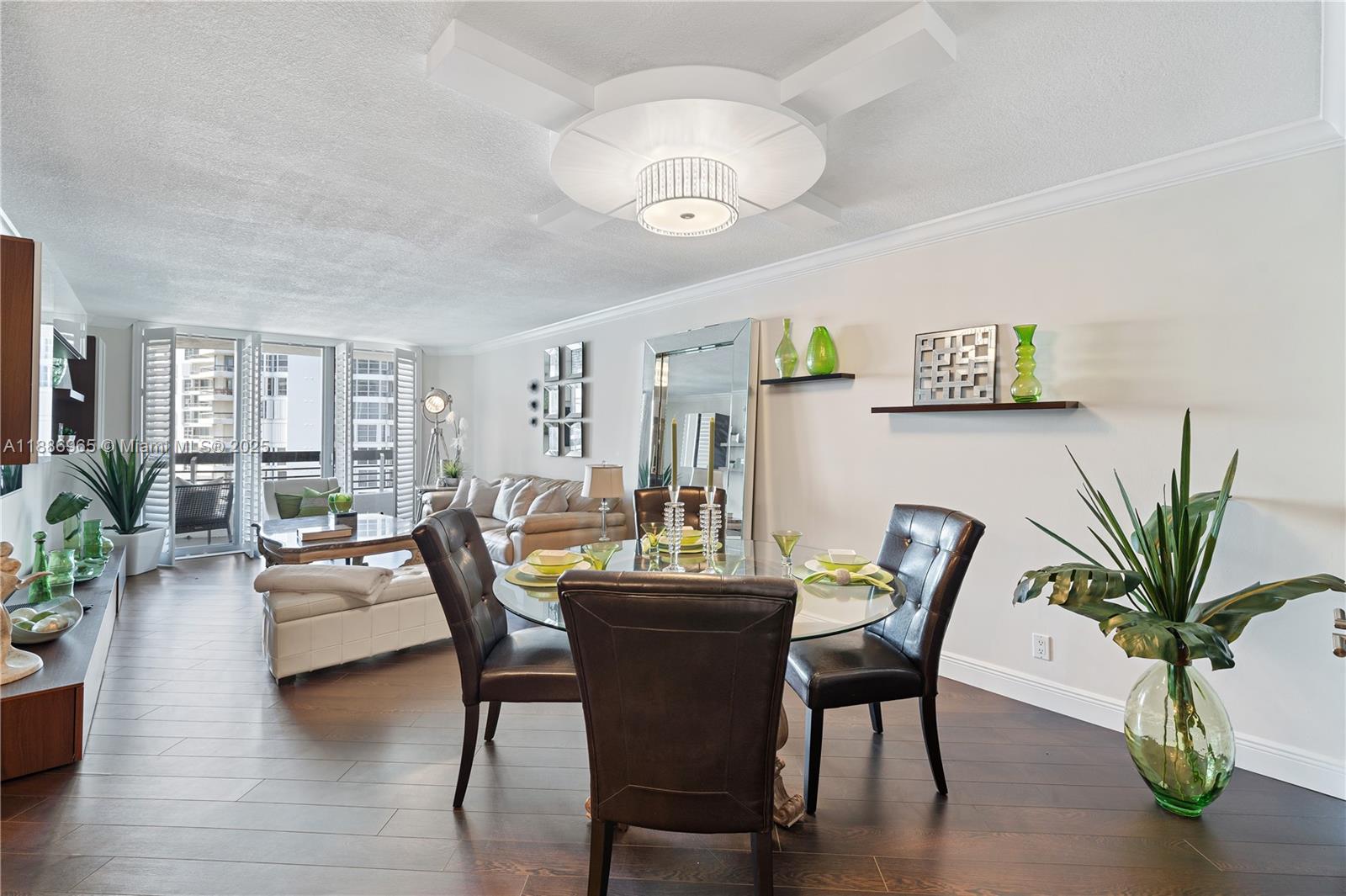 MYSTIC POINTE - Residential