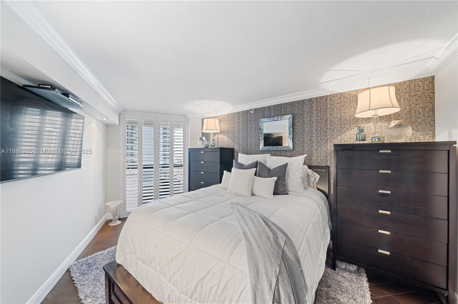 MYSTIC POINTE - Residential