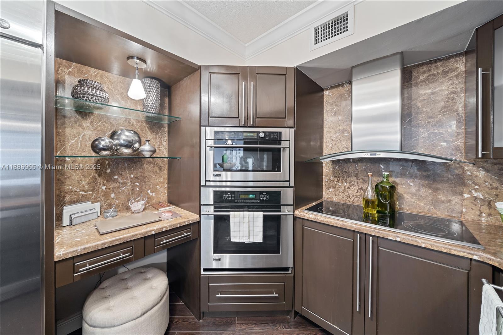 MYSTIC POINTE - Residential