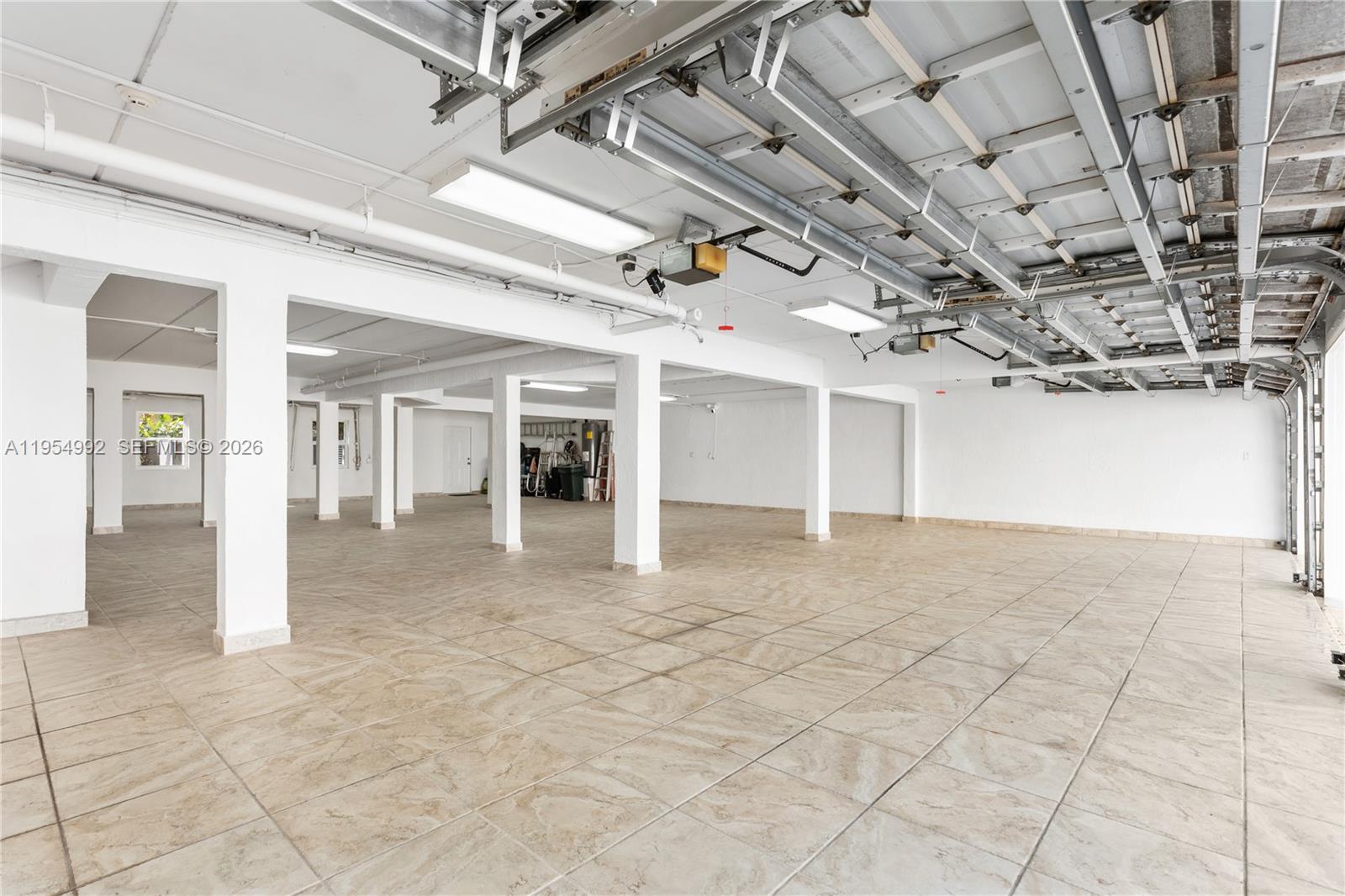 KINGS BAY SUB - Residential