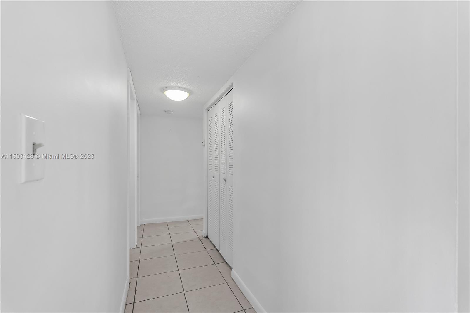 MAGNOLIA LANE CONDO - Residential