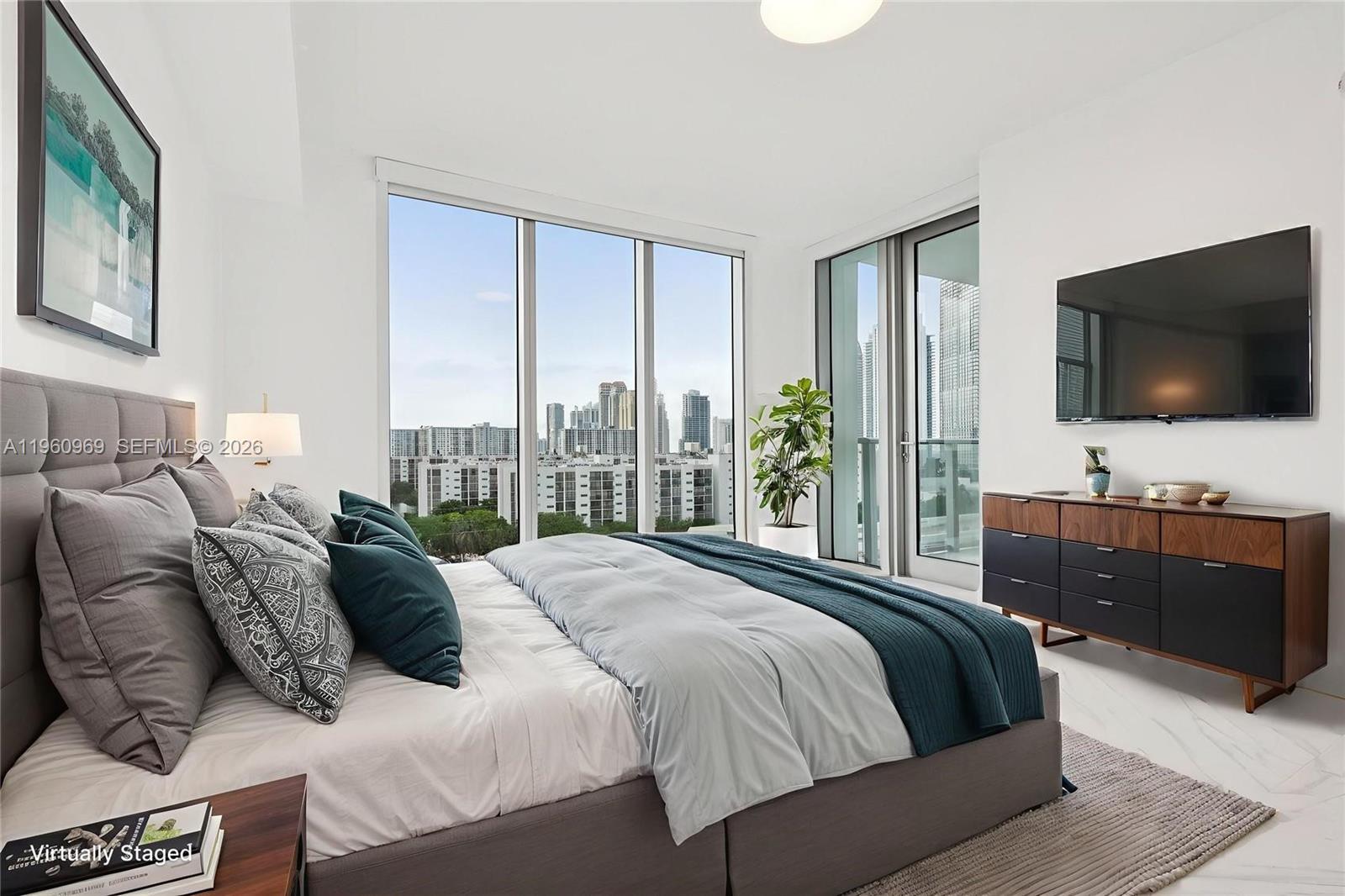 PARQUE TOWERS CONDO - Residential