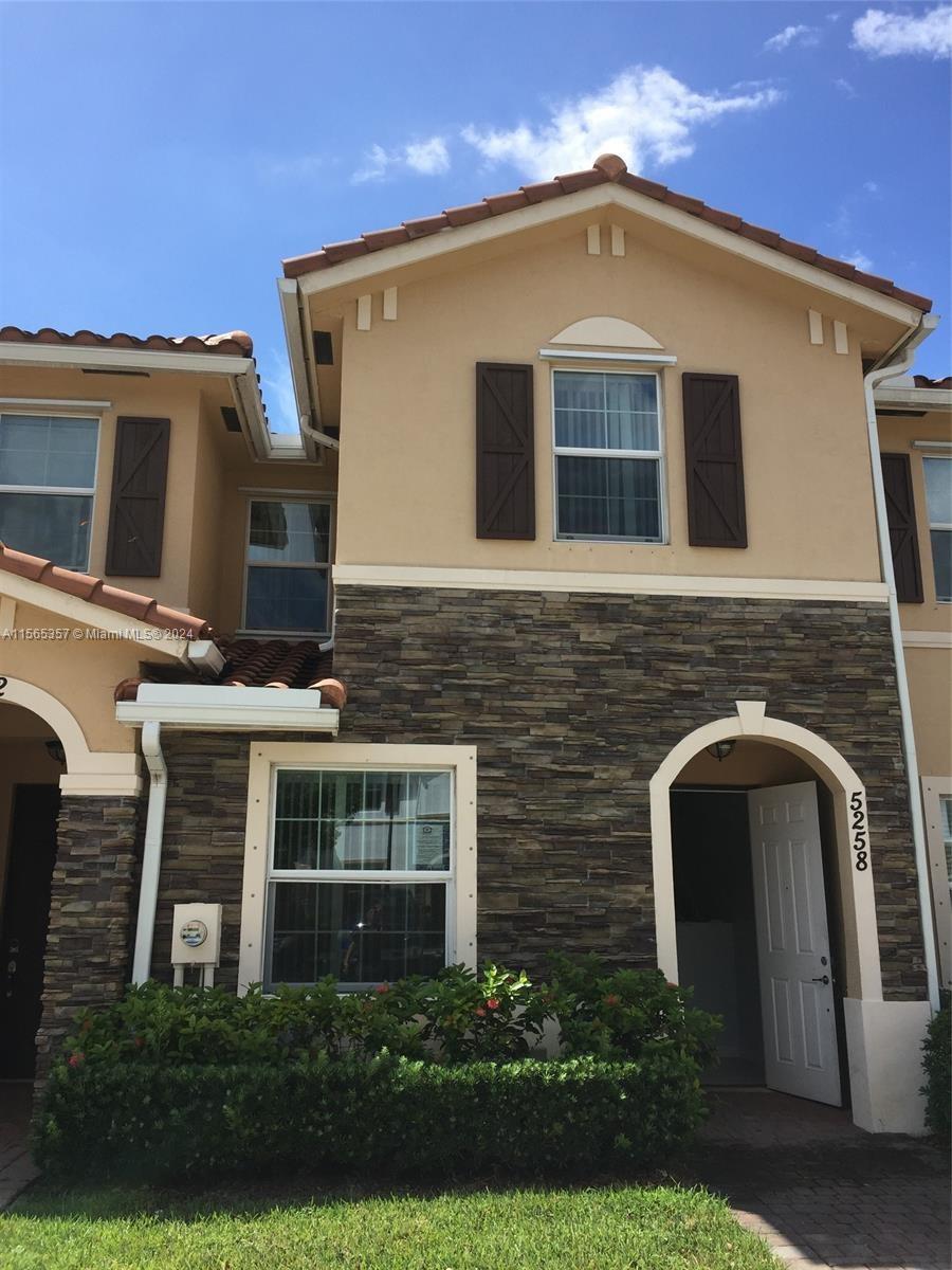 Rental Property at 5258 Ellery Ter Ter 5258, West Palm Beach, Palm Beach County, Florida - Bedrooms: 3 
Bathrooms: 3  - $2,900 MO.