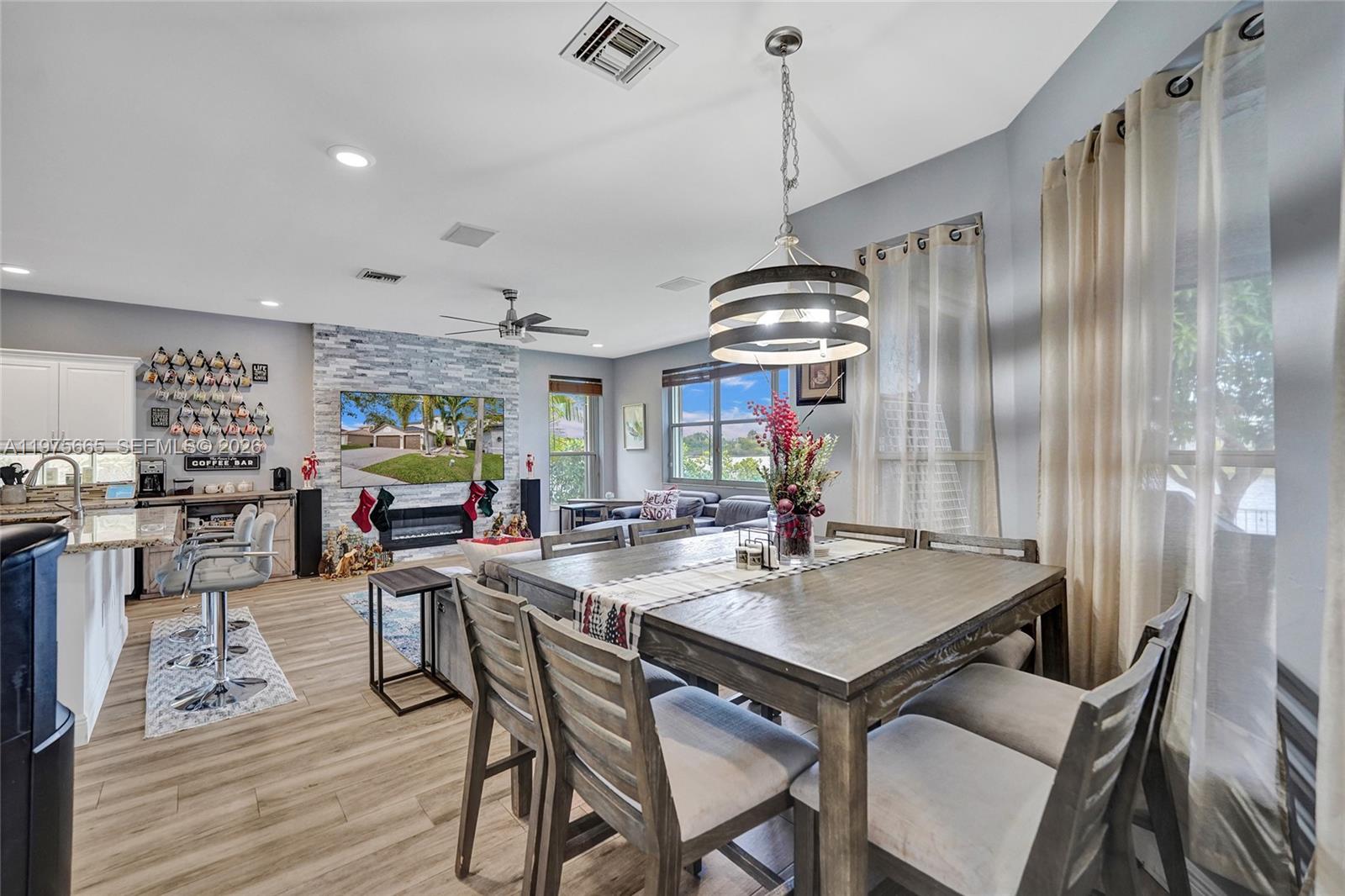 SILVER LAKES PHASE III - Residential Lease