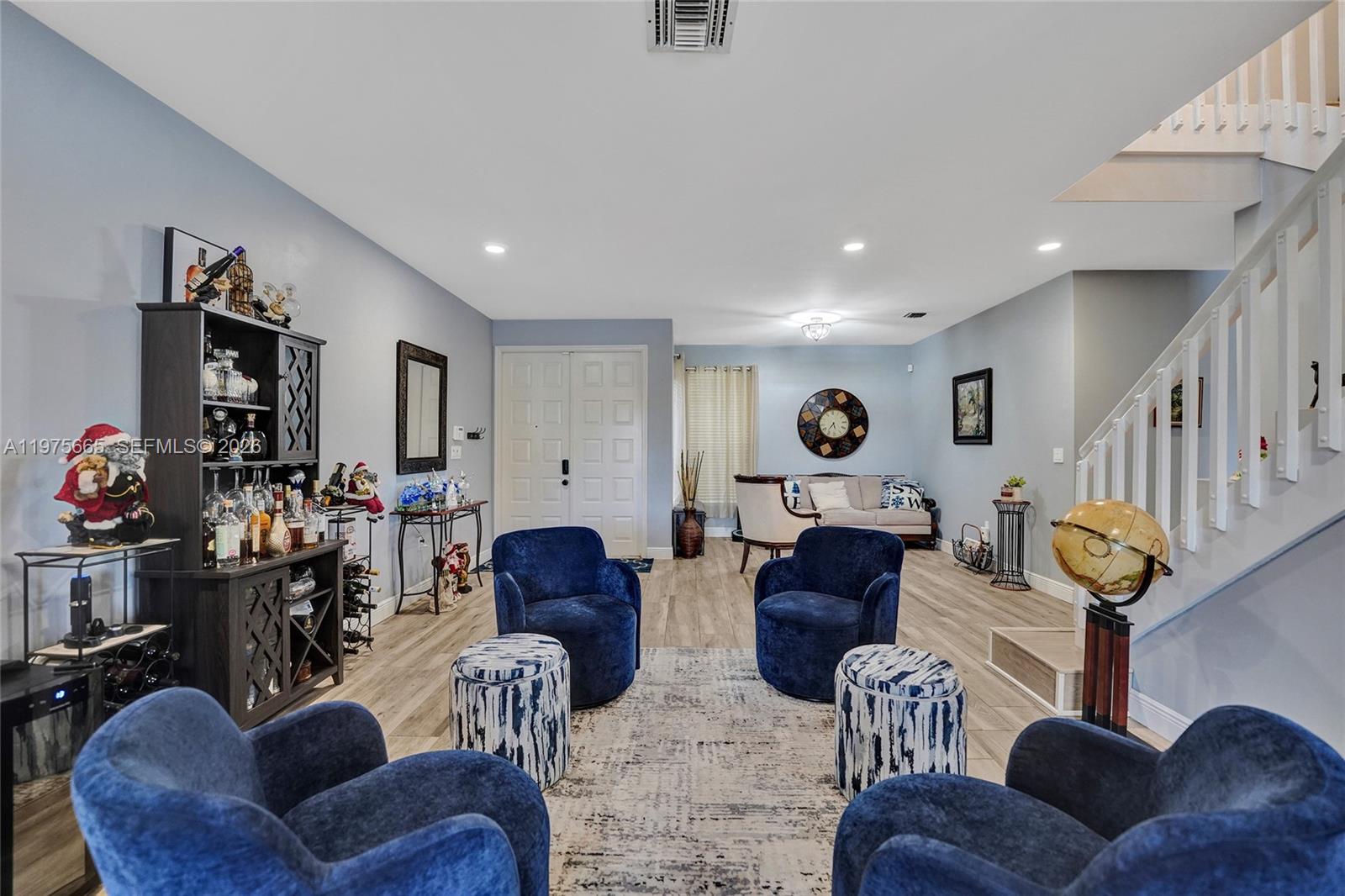 SILVER LAKES PHASE III - Residential Lease