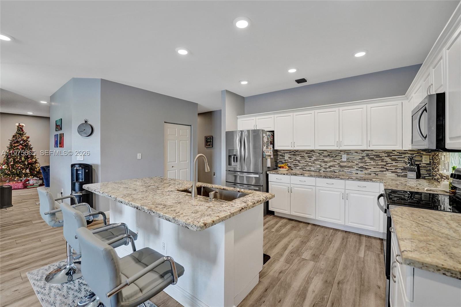 SILVER LAKES PHASE III - Residential Lease