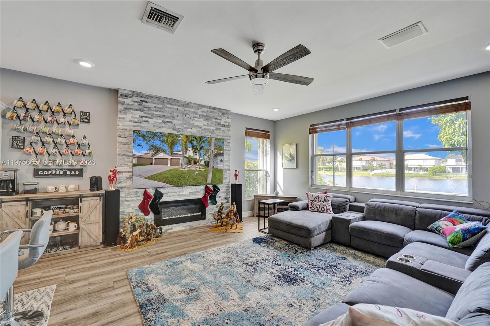 SILVER LAKES PHASE III - Residential Lease