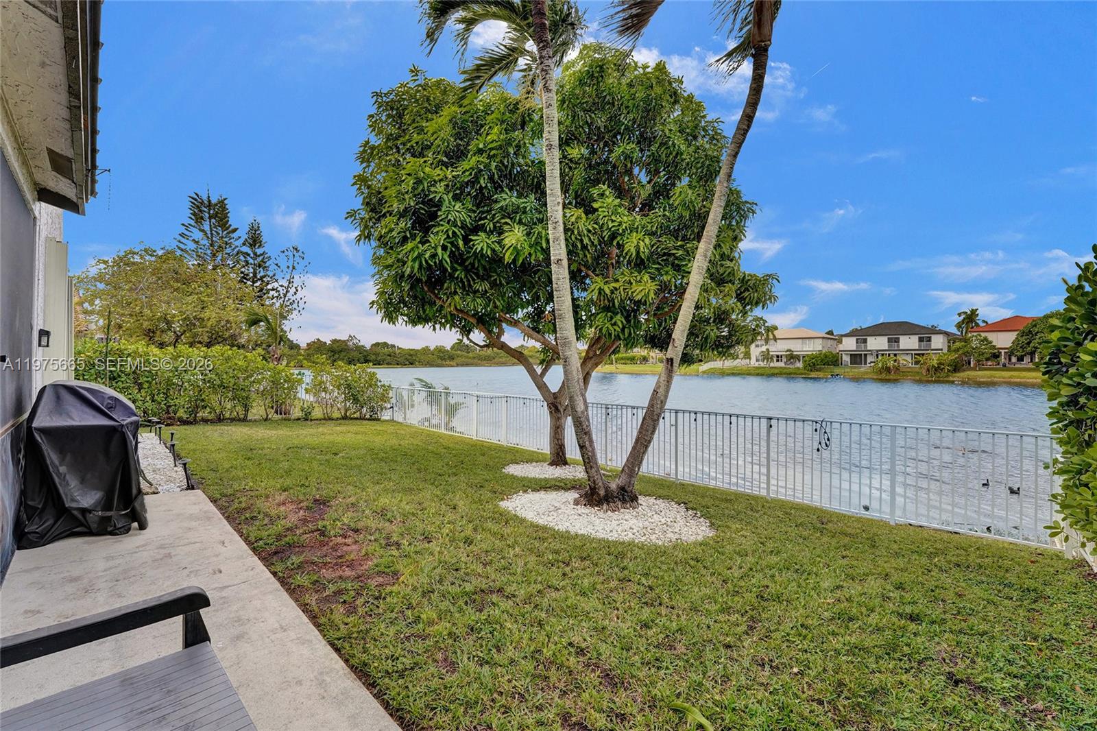 SILVER LAKES PHASE III - Residential Lease