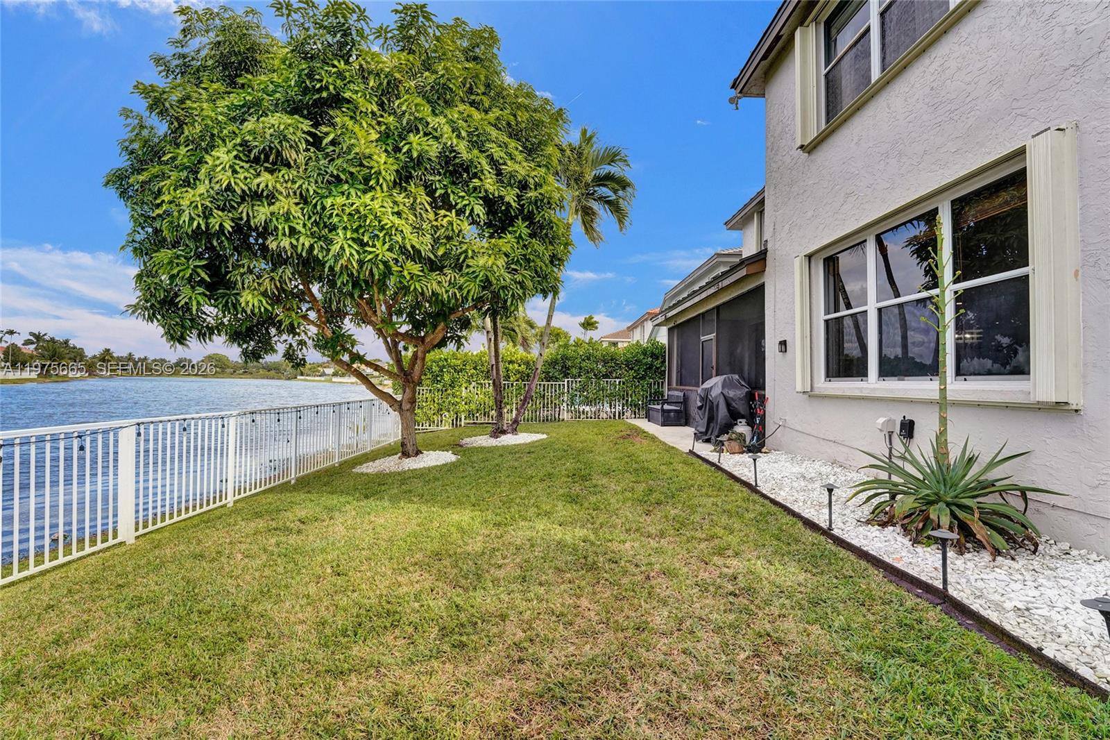 SILVER LAKES PHASE III - Residential Lease