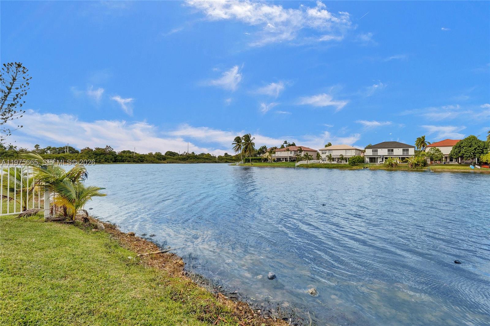 SILVER LAKES PHASE III - Residential Lease