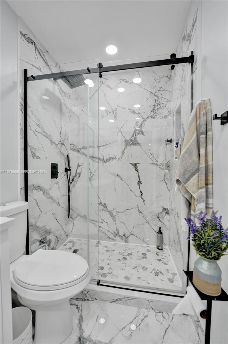 SILVER LAKES PHASE III - Residential Lease