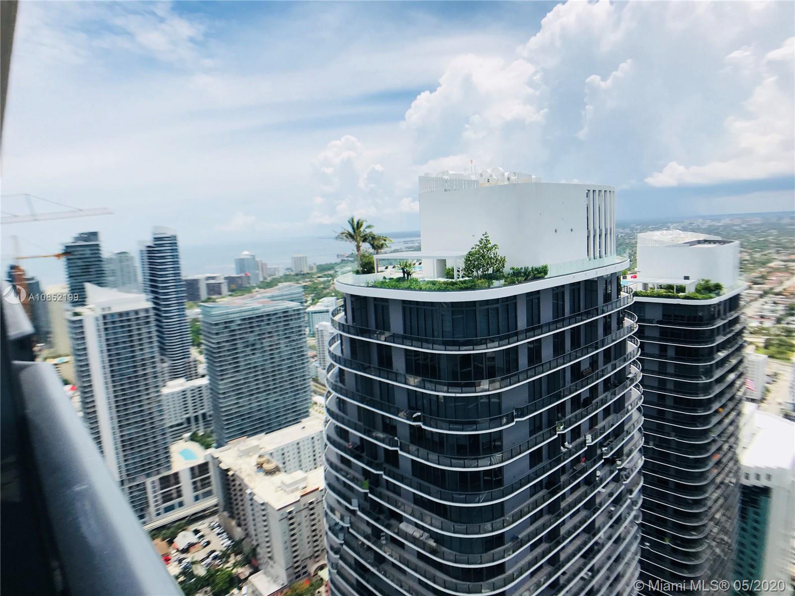 SLS LUX - Residential Lease