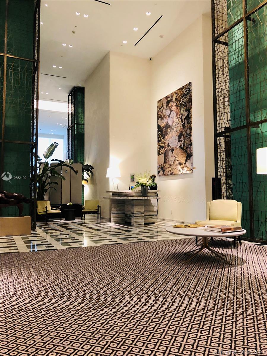SLS LUX - Residential Lease